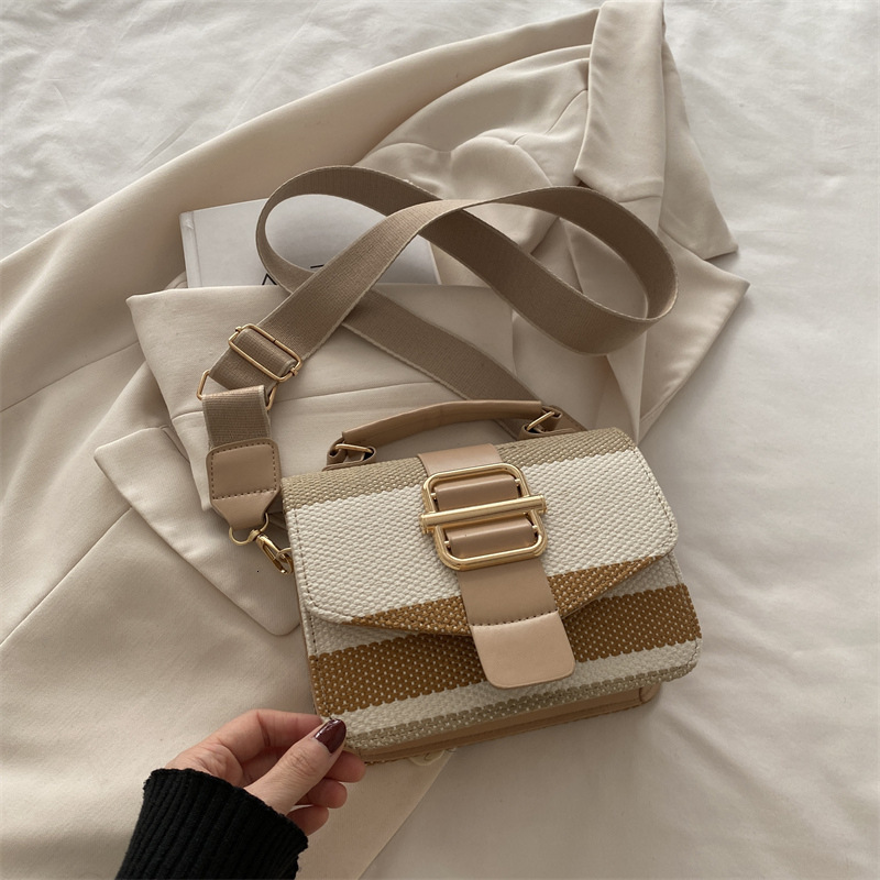 Free Delivery Designer Bag Color Blocking Korean Version Women's Shoulder With Simple Temperament Hand Held Small Square 2025 Autumn And Winter N