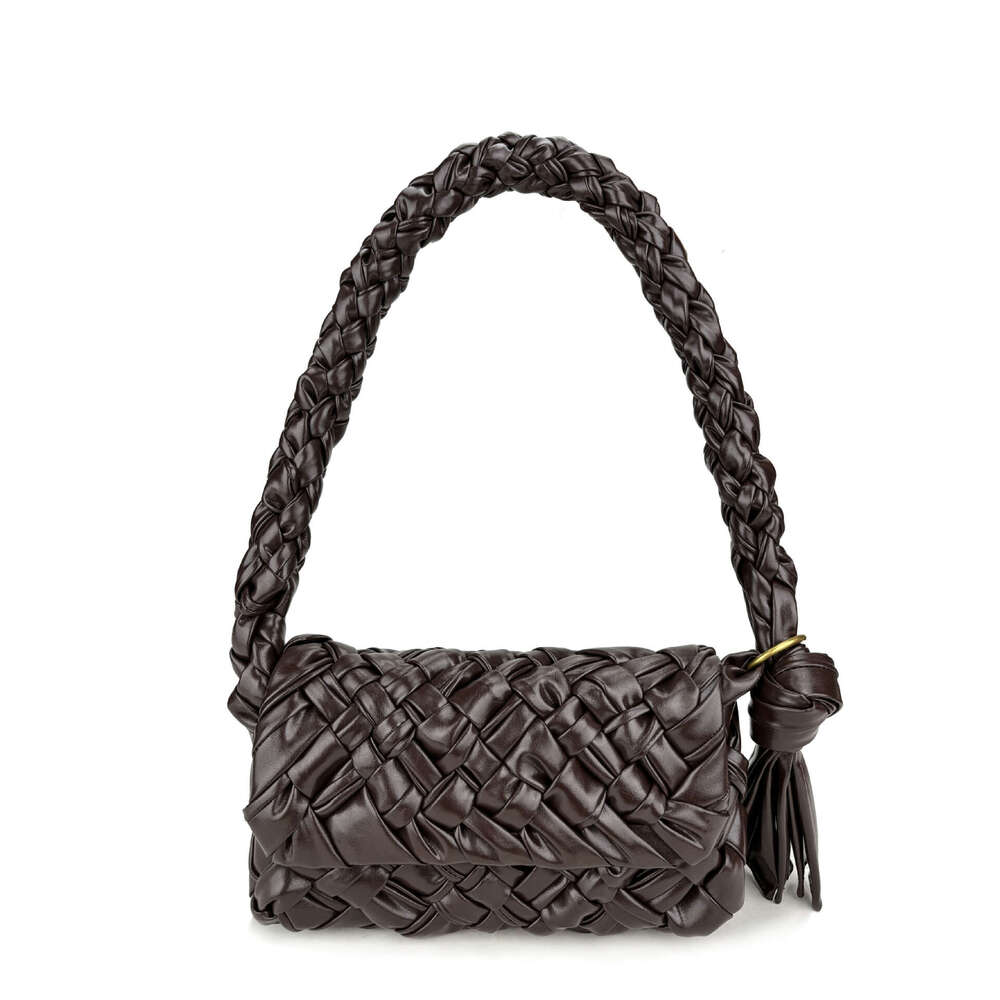 Tote Bag Autumn Winter New Product French High Sensitivity Oil Wax Leather Folded Tassel Craftsmanship For Weaving Cross Shoulder Bag KQ