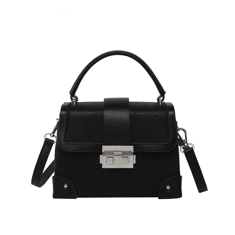Fashionable and stylish high-end handbag for women 2025 new trend versatile simple commuting shoulder crossbody bag