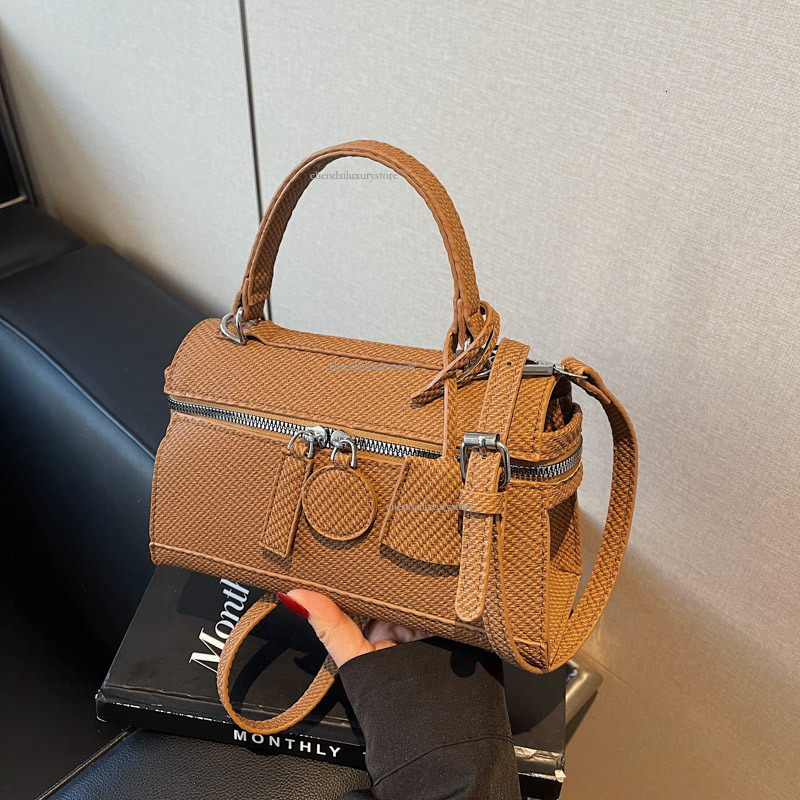 Ladies' Fashionable And Simple Handbag Free Designer Bag Summer New Casual Single Shoulder Diagonal Texture Small Square Bag Mobile Phone Storage