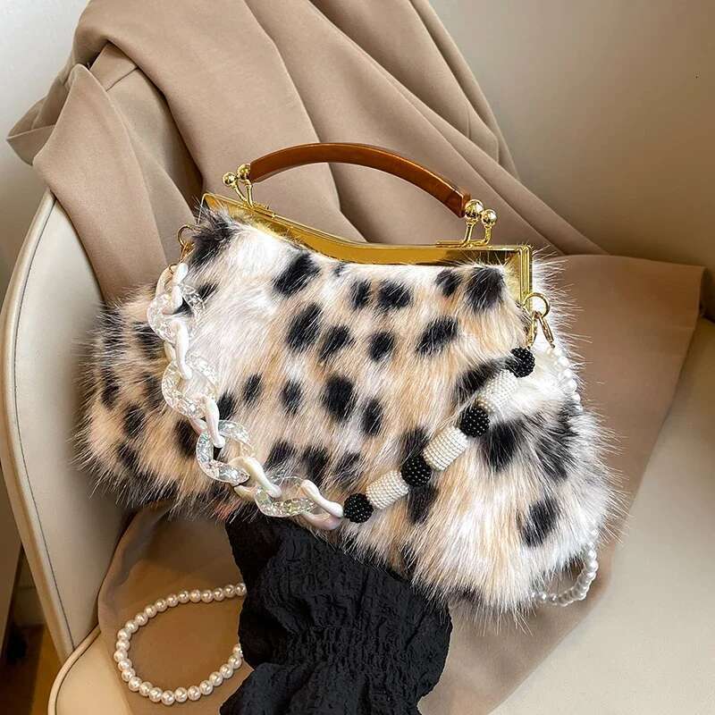 2024 Winter Furry Evening Clutch Designer Shell Handbag For Women Leopard Faux Fur Wedding Purse Plush Crossbody Bag