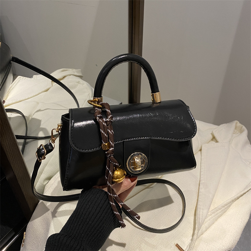 Free Delivery Designer Bag Autumn/winter Handheld Commuter For Women 2025 Trendy Small Square Versatile Multi Functional Single Shoulder Crossbody Bag