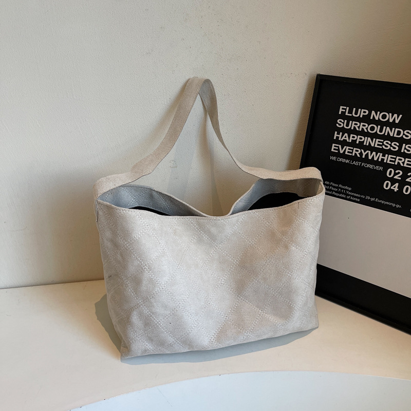 Free Delivery Designer Bag Niche Suede Tote For Women 2025 New Autumn And Winter Large Capacity Commuting Armpit Shoulder Fashion Luxury Bag