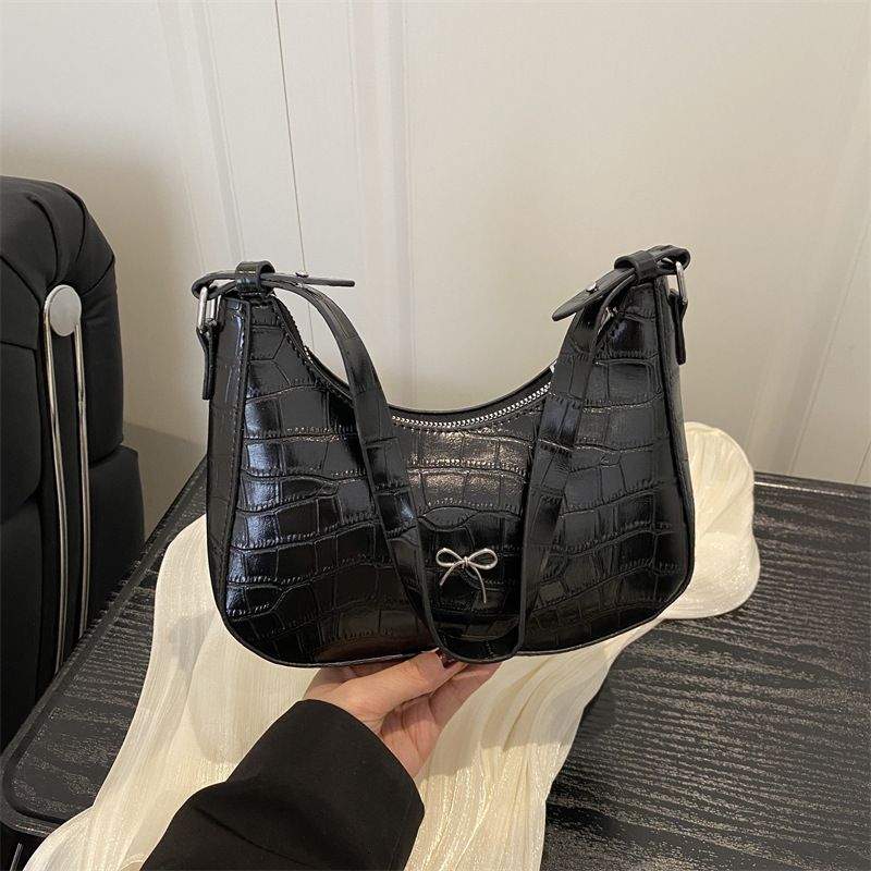 High Luxury Bag Looks Underarm Small Bag For Women In Spring Summer 2025 Fashionable And Versatile New Free Delivery Designer Bag Single Shoulder Nich