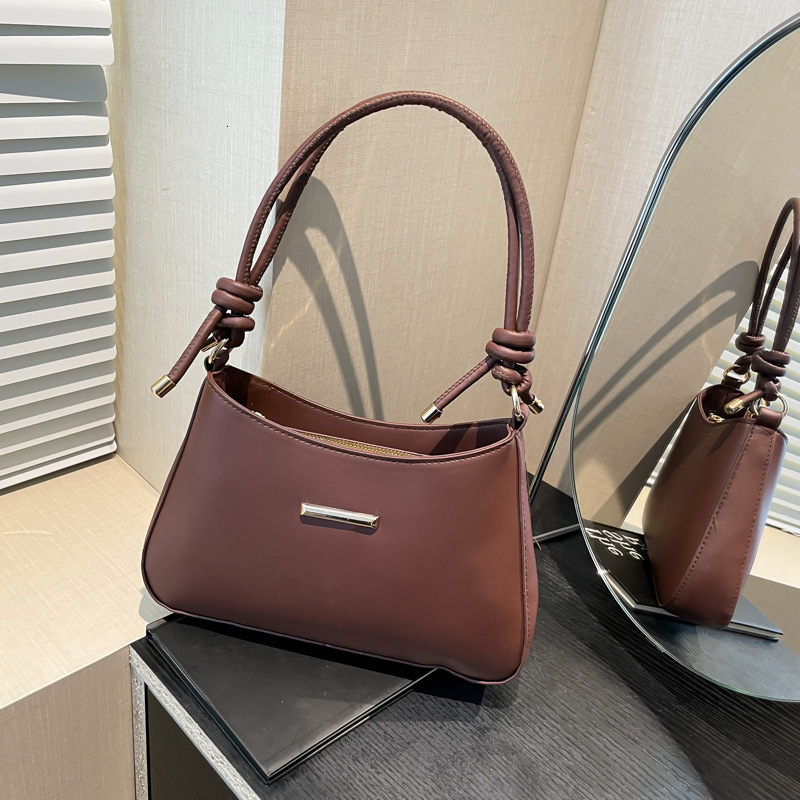 Free Delivery Designer Bag This Year's Popular Women's 2025 New Versatile Small Square Fashion Candy Color Single Shoulder Armpit Commuting 
