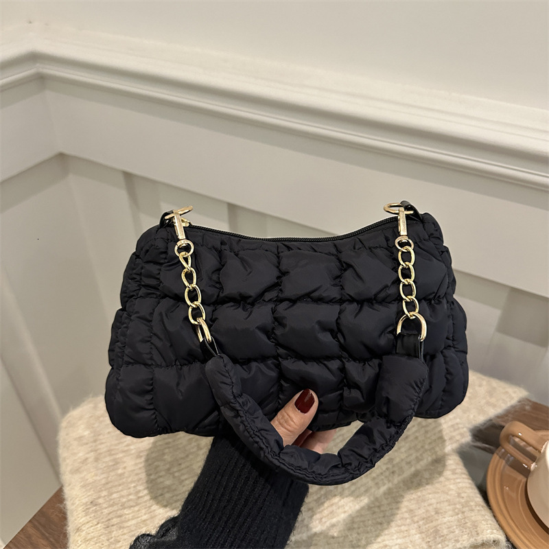 Free Delivery Designer Bag 2025 New Pleated Cloud Korean Version Niche Fashion Shoulder Trendy Bubble Underarm Down Cotton Jacket Luxury Bag