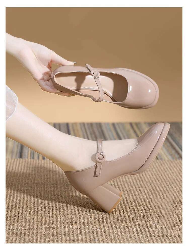 Mary Janes Vintage Sandals Woman Buckle Non-Slip Casual Medium Office Ladies Solid Elegant Heels 2025
