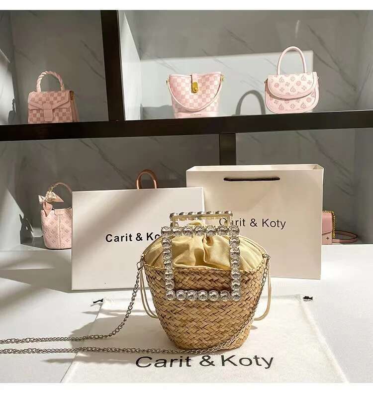 Crystal Dias Metal Handle Women Handbag Straw Woven Handmade Bucket Holiday Vacation Beach Crossbody Casual Bag
