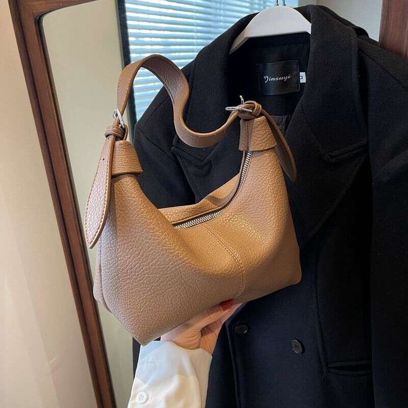 Autumn/Winter Small for Women 2025 Autumn New Style Popular Versatile Crossbody Fashion Single Shoulder Minimally Underarm Bag