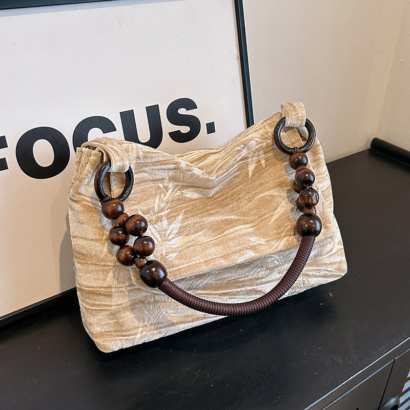 Free Delivery Designer Bag Hand For Women In Winter 2025 Simple And Fashionable Style Underarm Niche Chinese Style Versatile Shoulder Luxury Bag