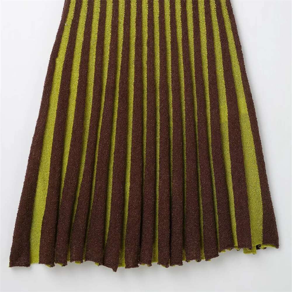 2025 Spring/Summer New Product Women's Fashion Casual Striped Knitted Dress Color Contrasting Sleeveless V-Neck Folding Design D