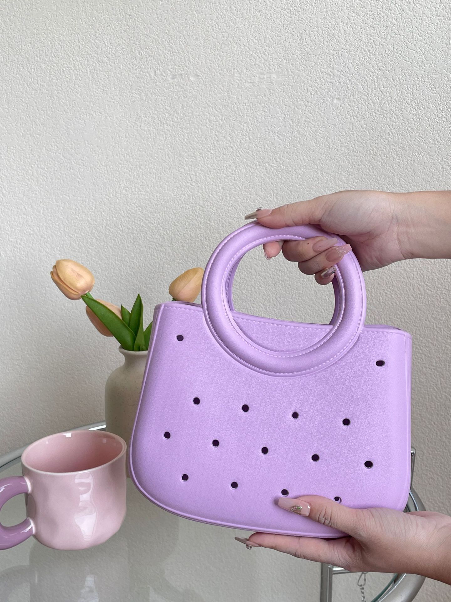 EVA Solid Color Hole Waterproof Storage Vegetable Basket Beach Bag Fashionable Hollow Travel Handbag