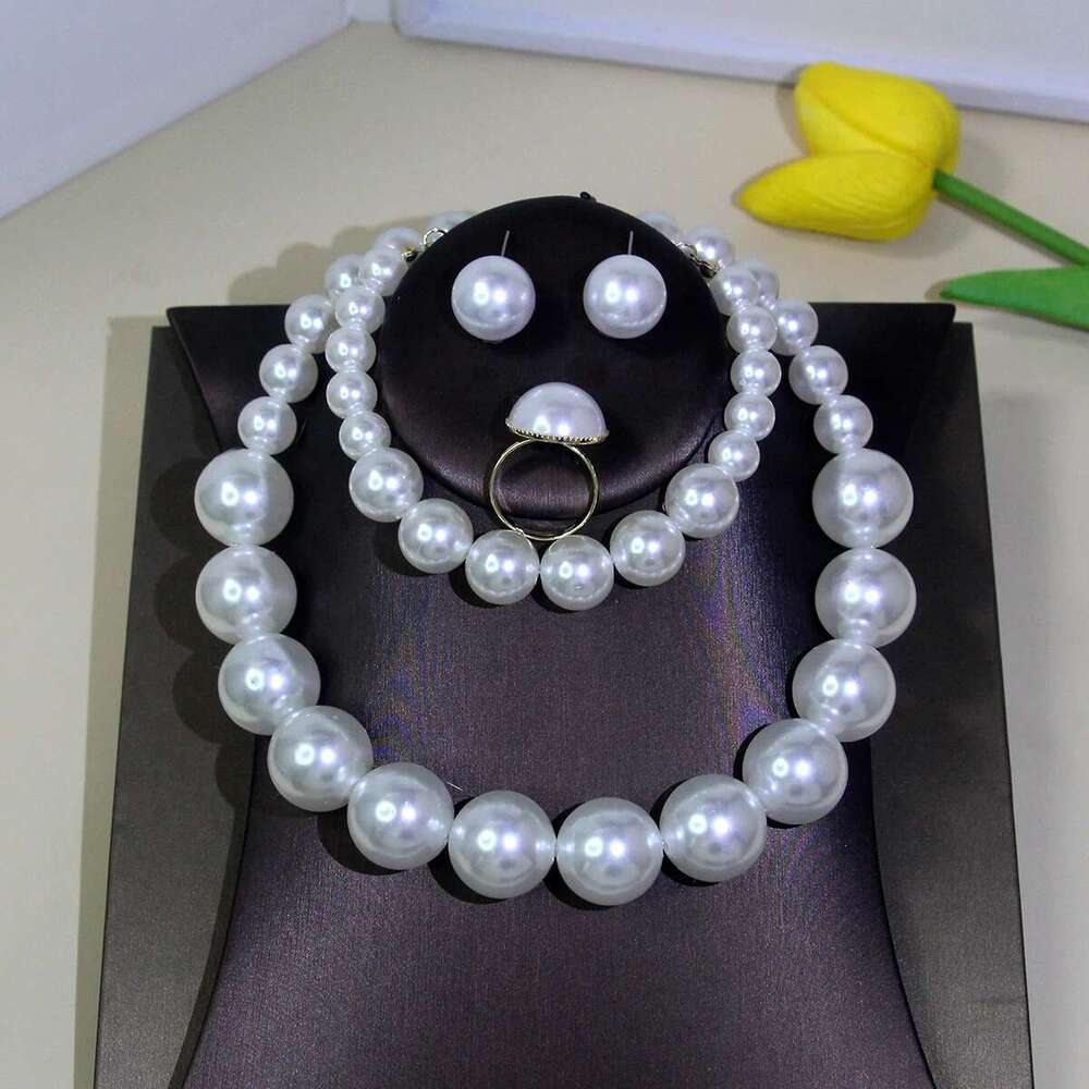 Women's Vintage Light French 5 Piece Imitation Pearl Jewelry Fashion Wedding Earring Bracelet Necklace Ring Set