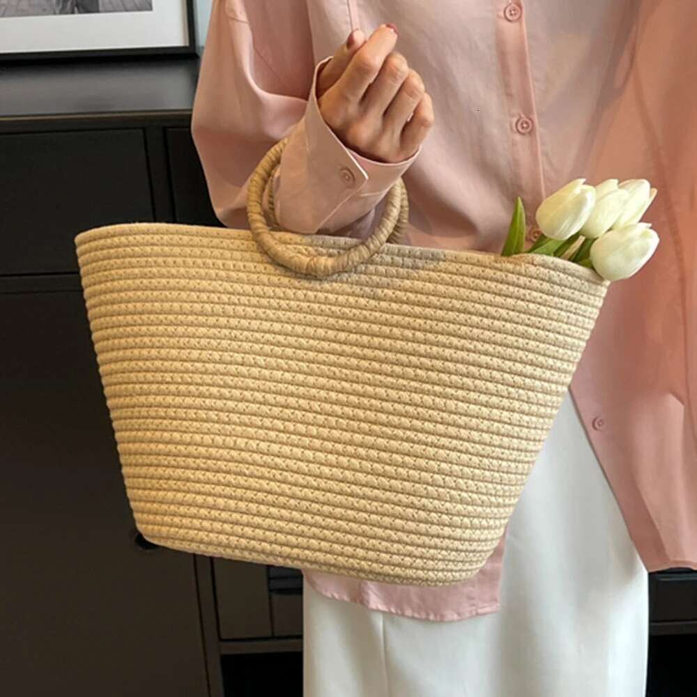 Straw Women Hand-Woven Handbags Moon Shape Rattan Tote Big Capacity Top-Handle Casual Beach Shoulder Bag