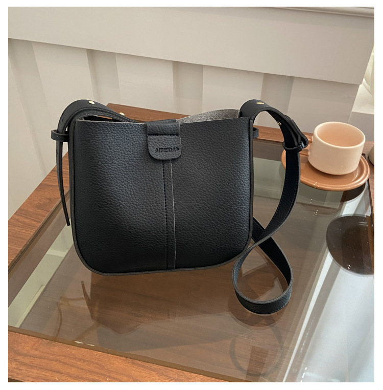 New Women's High Quality Texture Bucket Bag New Multi functional Shoulder Bag Fashionable and Casual Trendy Women's Shoulder Bag Solid Color