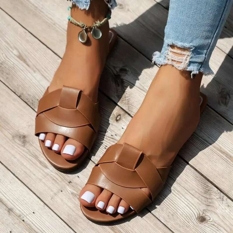 Designer Women 2025 New Woven with Comfortable Women's Sandals Casual Bottom Summer Flat Woman Slippers