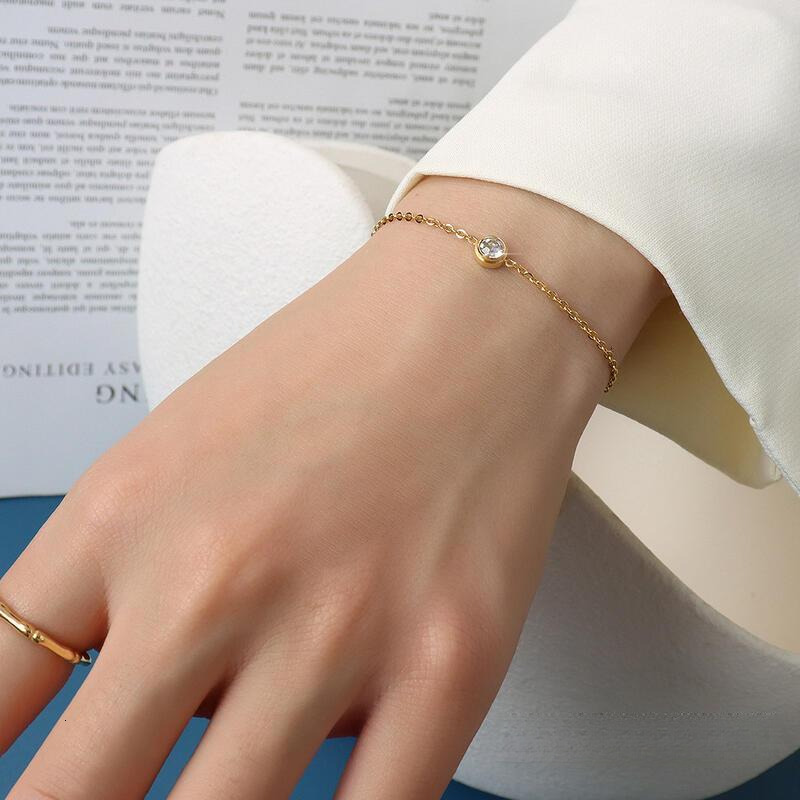 Personalized Ins style, simple and niche design, titanium steel gold-plated inlaid single dia jewelry, women's bracelet accessories GS-1.1