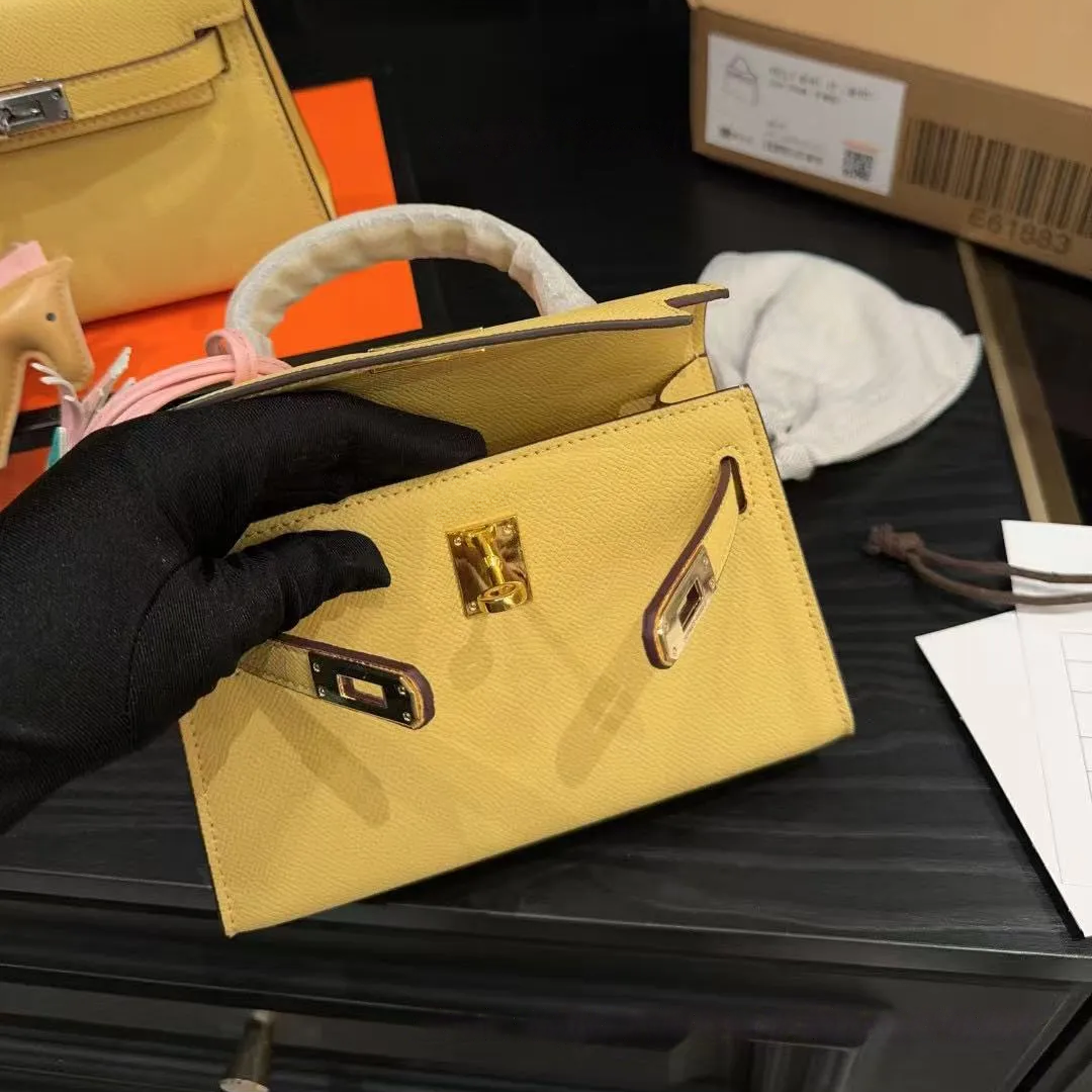 Designer Shoulder Bags 2025 Spring New Fashionable Versatile Crossbody Bag For Woman Red Bag