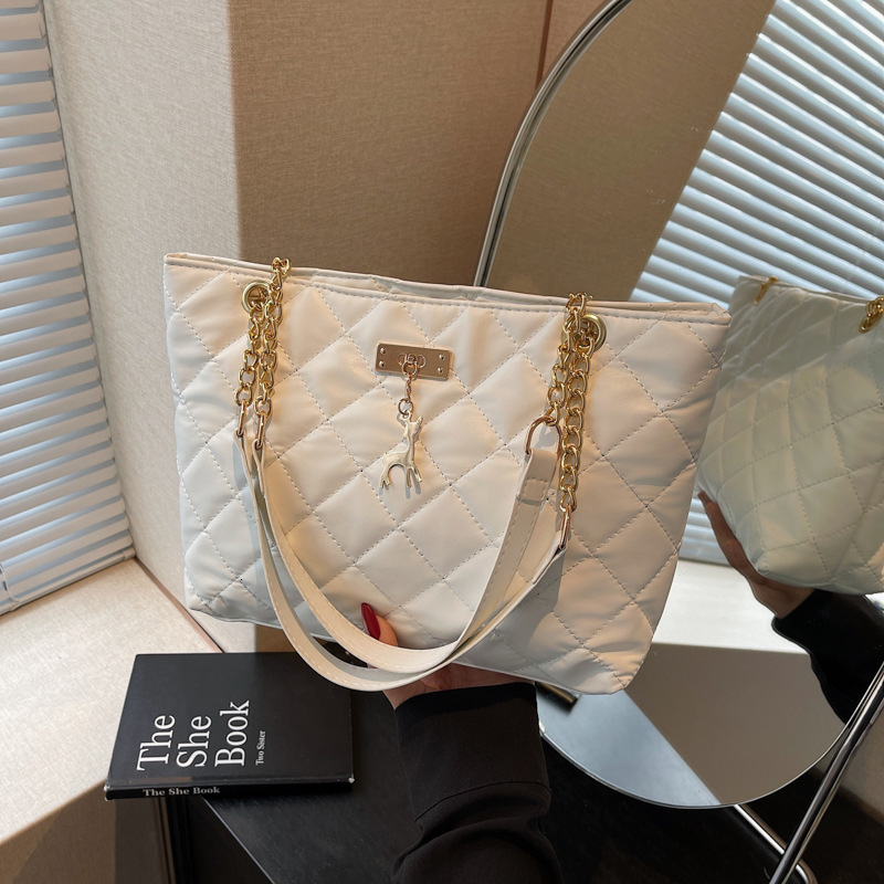 Fashion And Bag With Luxury Bag Diamond Grid New Free Delivery Designer Bag Embroidery Thread Chain Single Shoulder 2025 New Trendy Big Bag Women'