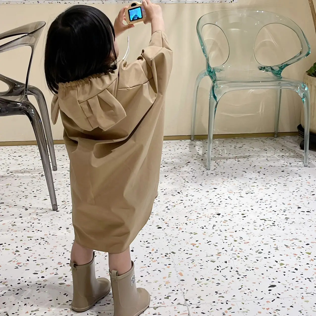 Childrens teddy bear raincoat hooded cloak cartoon raincoat primary school student kindergarten portable rain gear clothes 250515