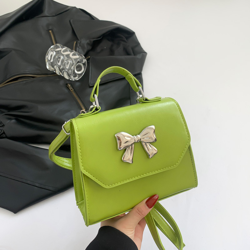 Free Delivery Designer Bag Women's 2025 New Solid Color Texture Fashionable Flip Shoulder Crossbody Winter Stylish Hand Held Small Square Luxury 