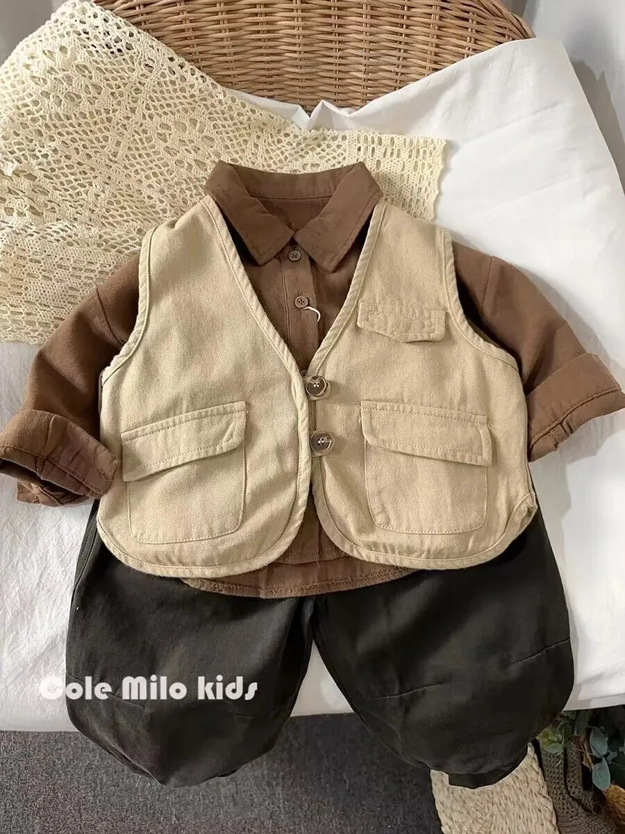 Boys Shirt Spring and Autumn Girls Cotton Long sleeved Shirt Baby Solid Color Top Childrens Cardigan 250515