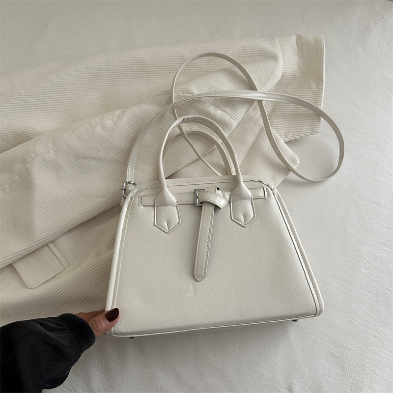 Trendy Small Square New Free Delivery Designer Bag For Women 2025 New Large Luxury Bag Capacity Highend Fashion Shoulder Versatile Crossbody Shell Bag