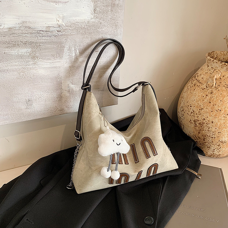 Free Delivery Designer Bag Winter Tote For Women 2025 New Large Capacity Commuting Trendy Casual Single Shoulder Lightweight Travel Backpack Luxury Ba