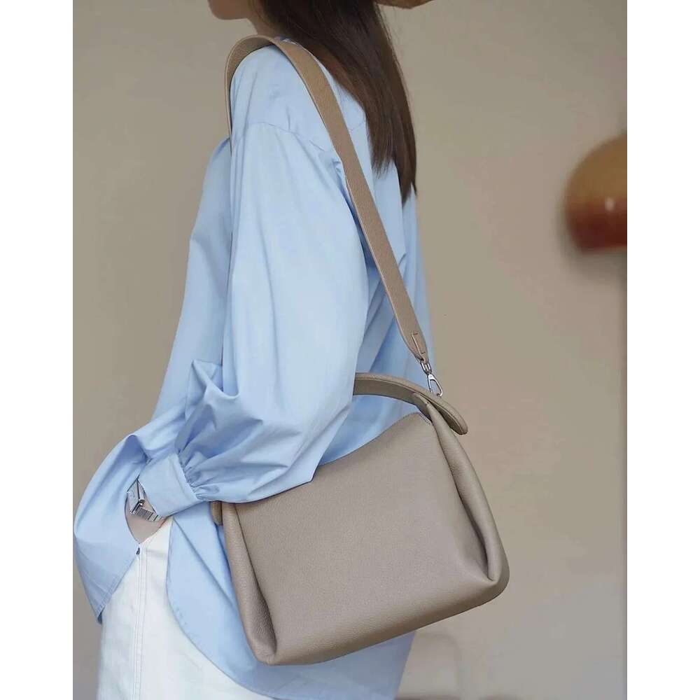 Genuine women's with large capacity and unique cigarette box design Made of soft leather one shoulder crossbody bag
