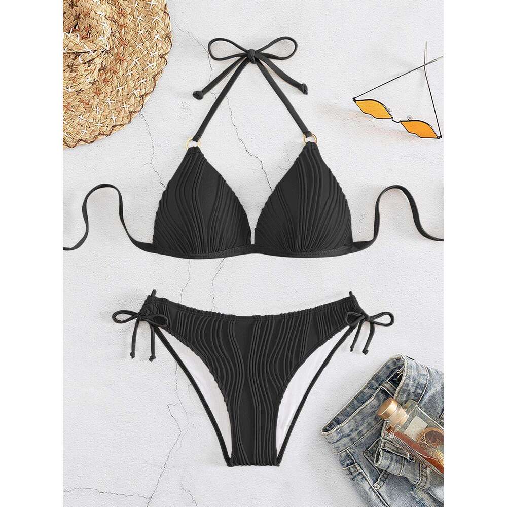 European American swimwear sleeveless sexy swimsuit women's split with chest cushion bikini 2025 new style chic and elegant clothing