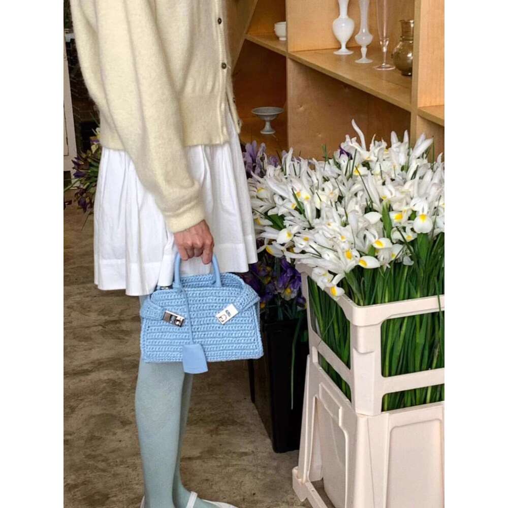 THREE New Product Internet Celebrity Same Style Fashion Versatile Grass Weaving Mini Design Color Contrasting Casual Single Shoulder Handbag for Women