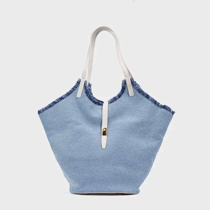 Brand Design Shoulder Large Capacity Retro Denim Tassel Tote Bag New Ladies Fashion Versatile Handbag