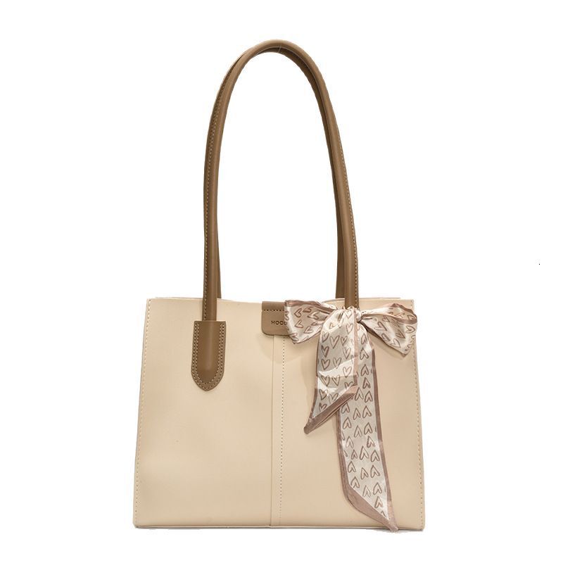 New Simple and Fashionable Large Capacity Underarm Luxury Casual Women's Commuter Shoulder Bag Retro High Texture Designer Versatile Commuter Bag