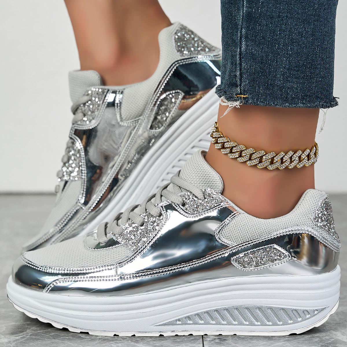 Casual Shoes New Swinging Bottom Gold Bright Mesh Casual Sports Outdoor Large Shoes Ddmysaturn