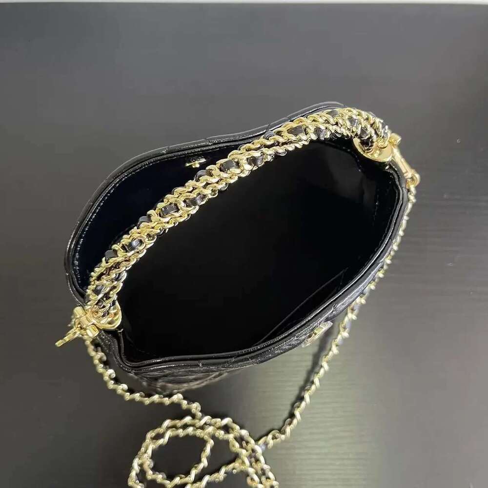 Trendy Women's Argyll Chain Hobo Crossbody Soft Vintage Bucket With Handle For Ladies Single Shoulder Bag