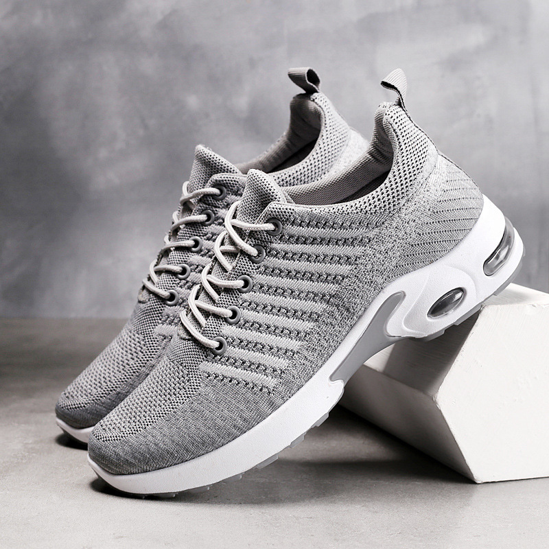 New Trendy Men's Korean Edition Sports 2025 Flyknit Mesh Lightweight Running Breathable and Durable Casual Shoes