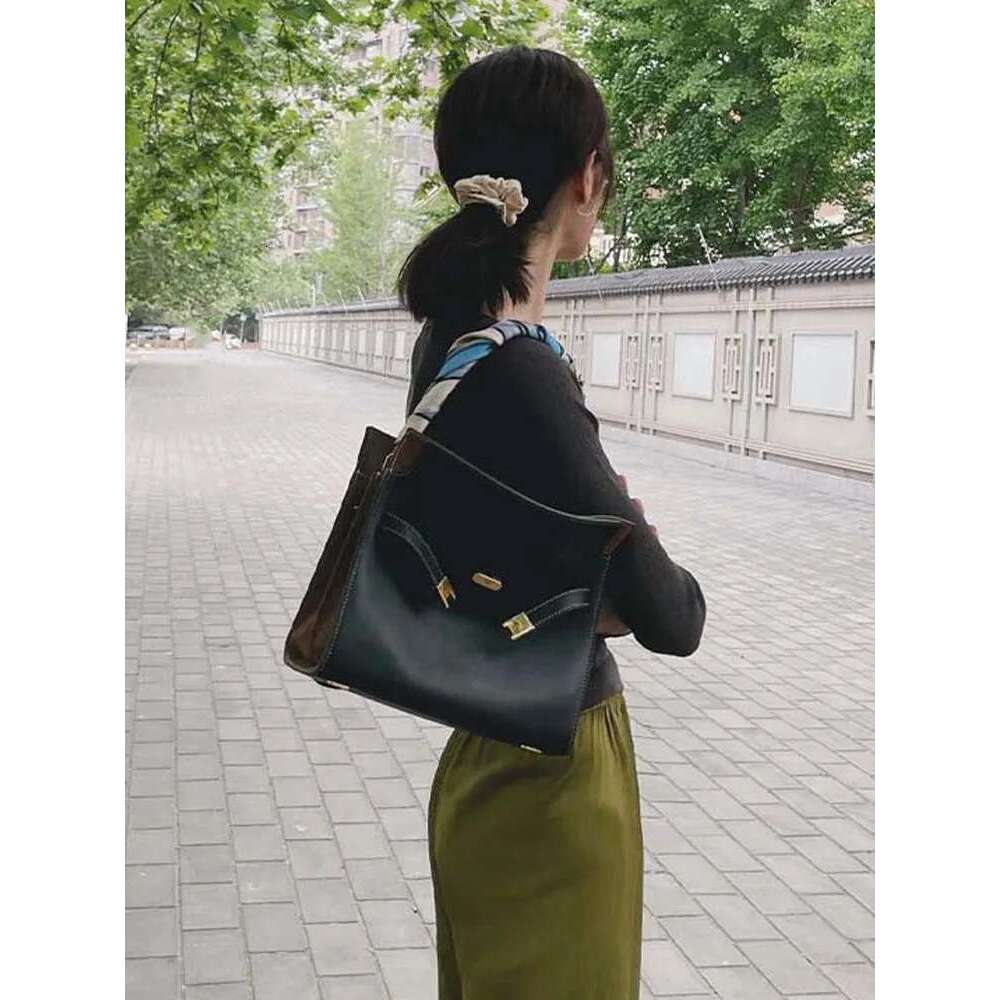 Fashion Totes New Designer Genuine Leather Handbag Office Ladies One Shoulder Underarm Bag Women Square Single Crossbody Bags