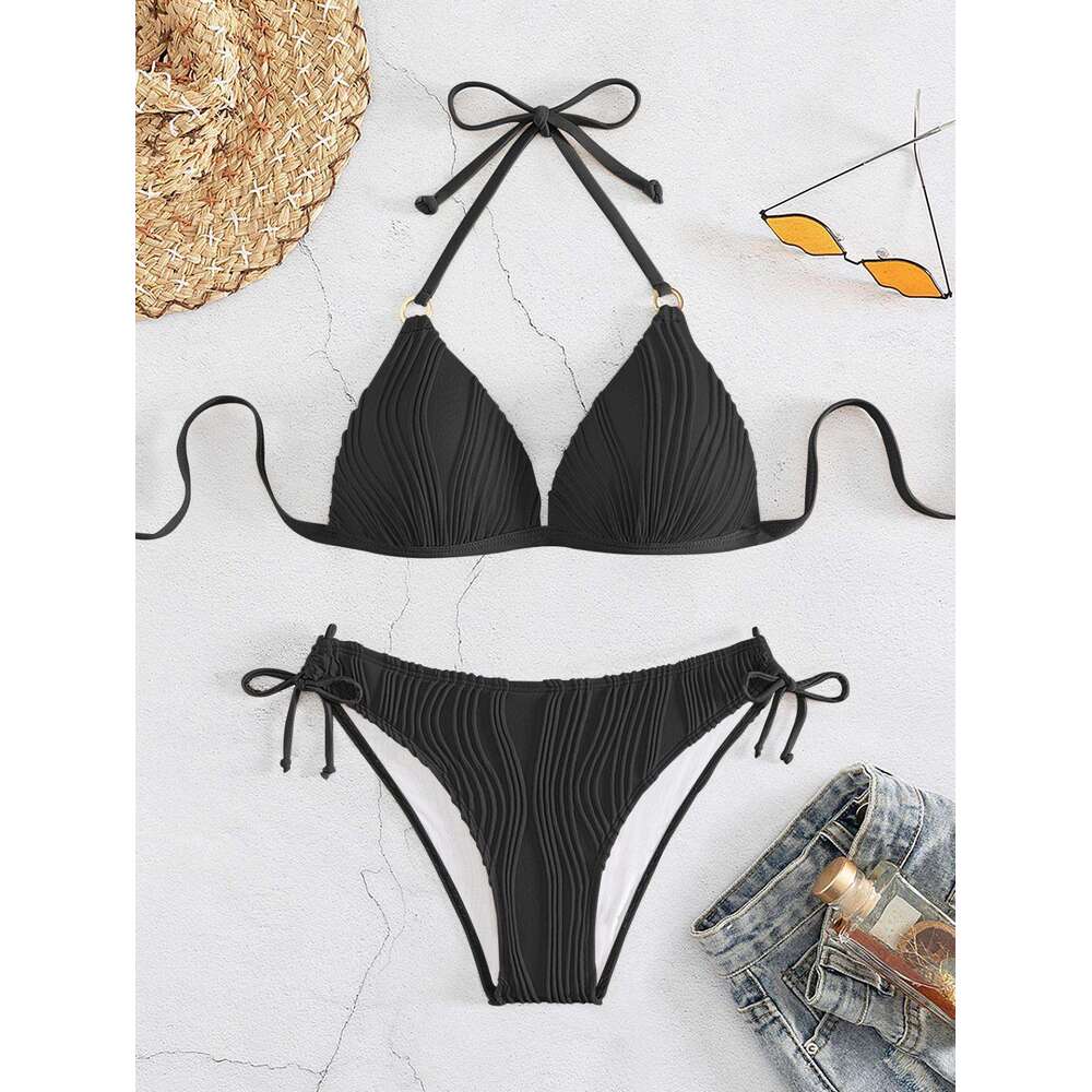 European American swimwear sleeveless sexy swimsuit women's split with chest cushion bikini 2025 new style chic and elegant clothing