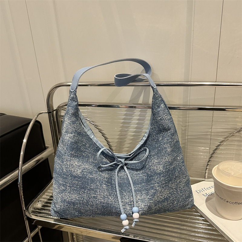 Leisure Commuting Large Capacity Bag For Women 2025 New Stylish Contrasting Color Shoulder Handheld New Free Delivery Designer Bag Luxury Bag Tote Bag