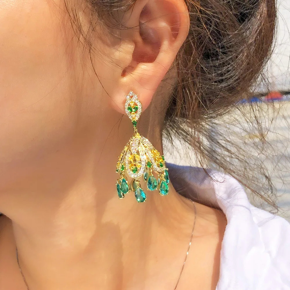 Retro Exaggerated Earrings Zircon Inlaid Hollow Drop Earrings Women Fashion Jewelry Indian Jhumka Jhumki Indian Earrings 250515