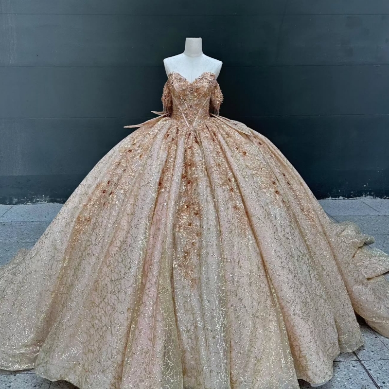 Champagne Gold Quinceanera Dresses Off Shoulder Ball Gown Sweet 16 Dress Sequin Applique Flower Beading Tull Birthday Party Vestidos 15 Anos