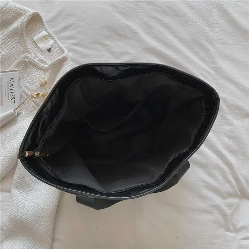 Waterproof Tote For Women Puffer Cotton Padded Shoulder Large Capacity Ladies Handbags Quilted Work Commute Shopping Bag