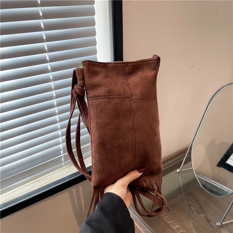 Free Delivery Designer Bag 2025 Suede Niche Design New Women's Bohemian Style American Tassel Frosted Crossbody Luxury Bag