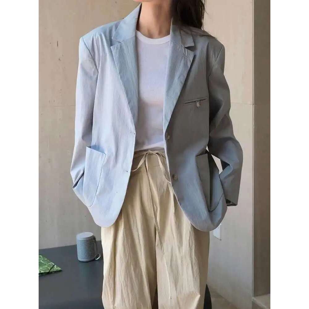EAM Women Blue Pocket Brief Thin Big Size Blazer New Lapel Long Sleeve Jacket Fashion Tide Spring Autumn 2025 1Dh6593