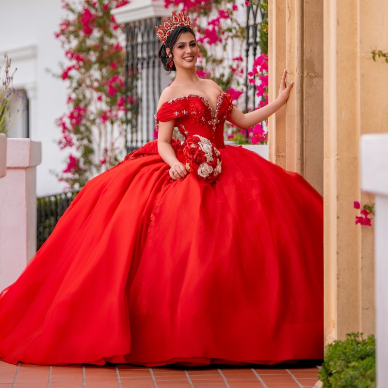 Red Shiny Quinceanera Dresses Off Shoulder Ball Gown Sweet 16 Dress Beads Applique Bow Tull Birthday Party Vestidos 15 De Anos