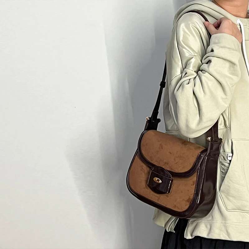 European American Autumn And Winter Saddle Oil Wax Leather Ing Suede Bag Retro College Style Single Shoulder