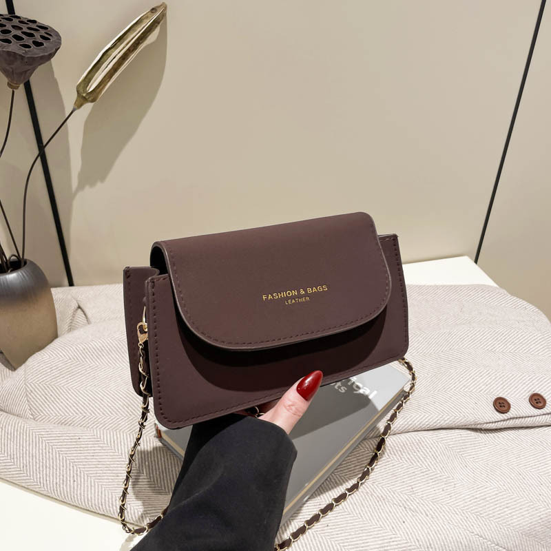 Free Delivery Designer Bag Fashionable And Versatile Crossbody Popular Women's 2025 New Single Shoulder Small Chain Winter Korean Version Tempera
