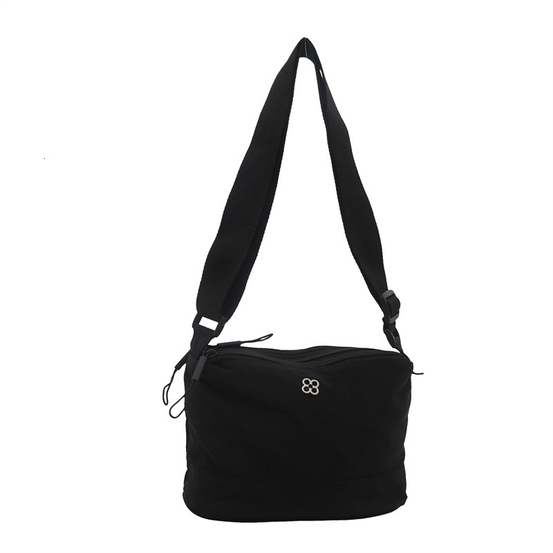 Free Delivery Designer Bag Small Hand Women's Crossbody 2025 New Versatile Zipper Single Shoulder Nylon Mobile Phone Coin Purse Winter Commuting 