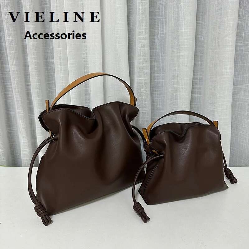 VIELINE New Women's Fashion Drawstring Lucky Bucket Messenger Bag Versatile And Fashionable Pleated Handbag