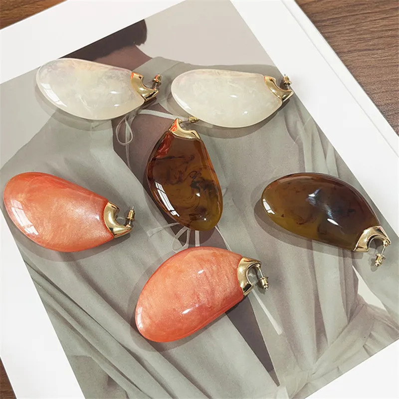 XIALUOKE Chunky Jewelry Geometric Resin Earrings For Women European American Style Personalized Earring Accessories 250515